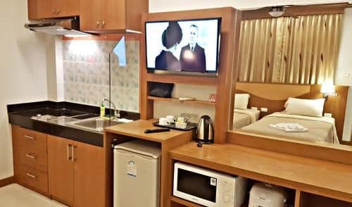 Deluxe Twin Room with Kitchenette