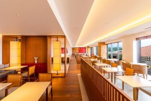 Club King Room - Ocean View/Club Access