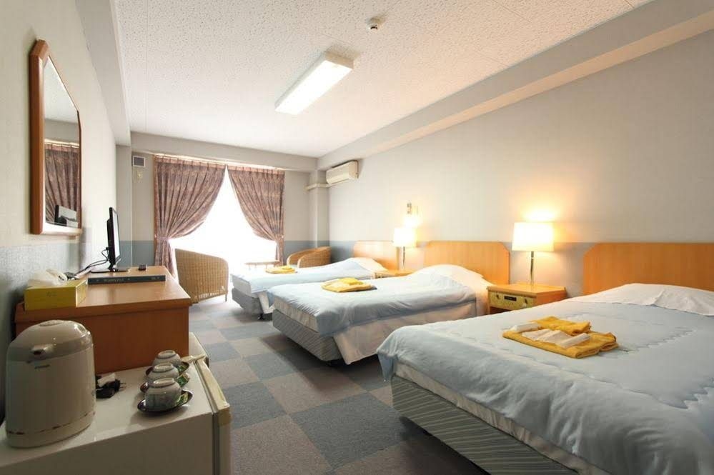 Kerama Beach Hotel4