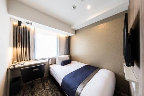 Single Room - Non-Smoking