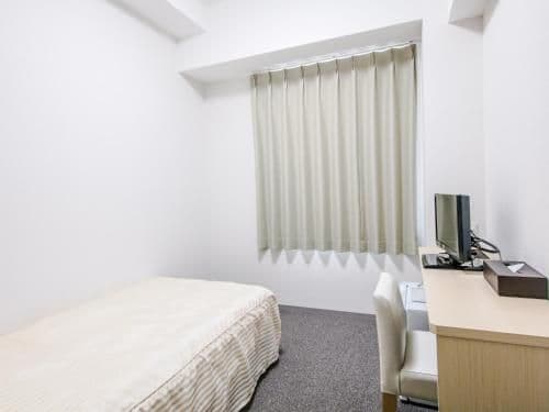 Single Room - Non-Smoking