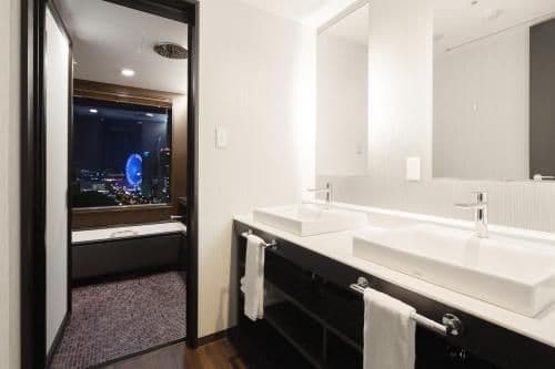 Premio Twin Room with Bay View - Non-Smoking