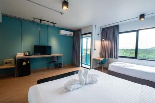 Luxury Triple Room