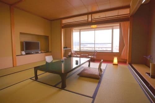 Japanese-Style Twin Room with Mount.Fuji View
