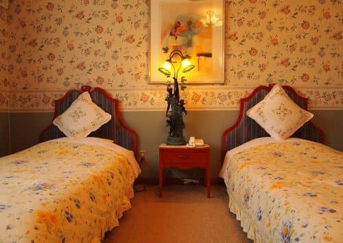 Petit Hotel Corinthian Petit Hotel Corinthian