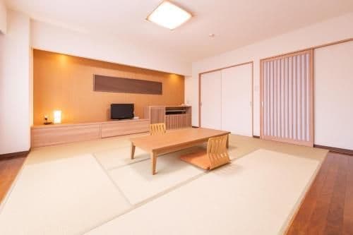 Modern Japanese-Style Room - Non-Smoking