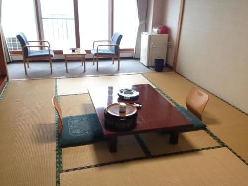 Japanese-Style Room with Lake View - Smoking