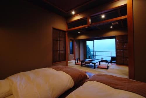 Twin Room with Tatami Area with Lake View (over 13 years old) - Non-Smoking