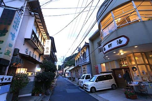 Nogawaya Nogawaya