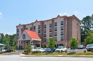 Best Western Plus Hotel & Suites Airport South0