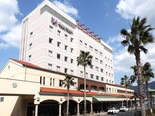 โรงแรมคลีเมนต์ อุวะจิมะ (Hotel Clement Uwajima)0