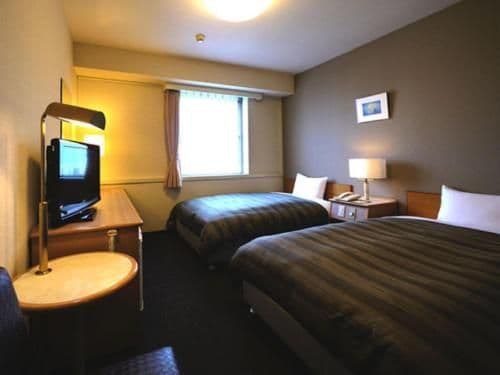 Twin Room - Non-Smoking