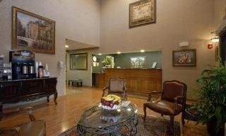 Best Western Gurnee Hotel & Suites3
