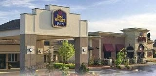 Best Western Dubuque Hotel & Conference Center0
