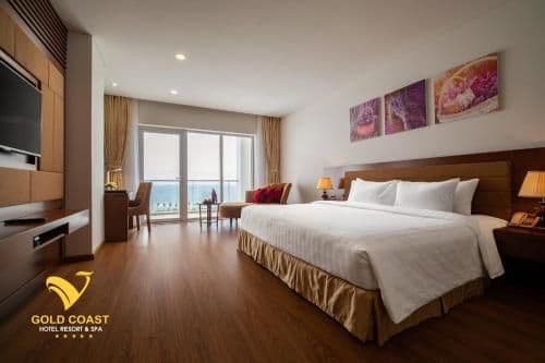 Deluxe Suite with Sea View