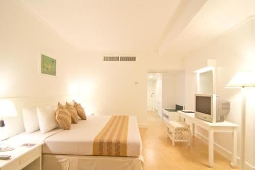 Deluxe Seaview