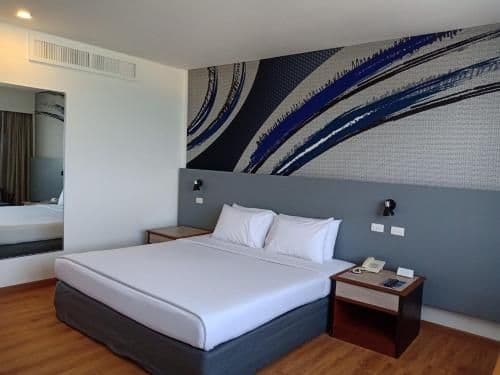 Premier Seaview