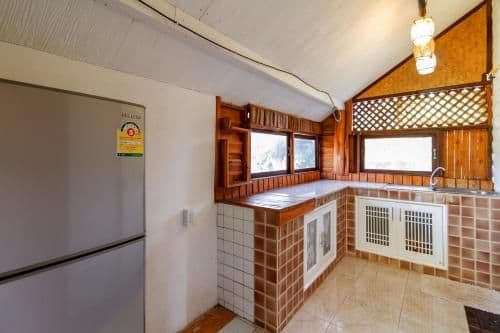 One-Bedroom Cottage