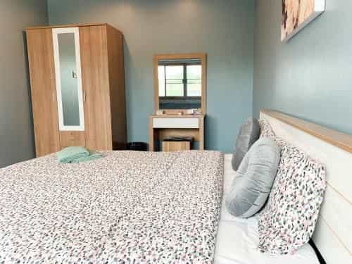 Family Friendly! Hot spot in Bangkok, cozy, modern & Big house! Family Friendly! Hot spot in Bangkok, cozy, modern & Big house!