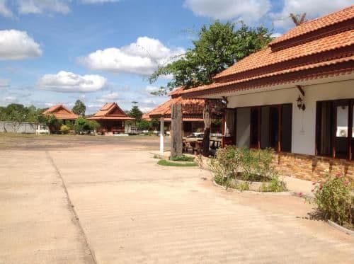 Deluxe Bungalow with Garden View