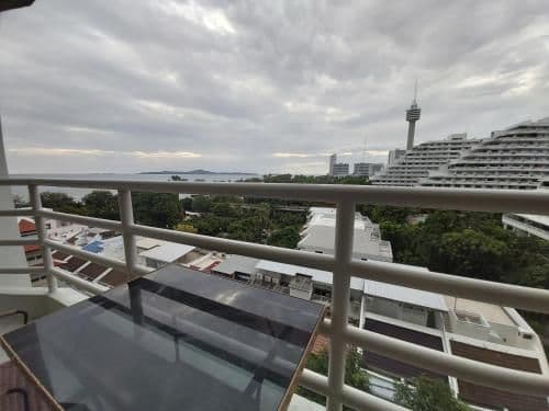 Studio Apartment with Sea View