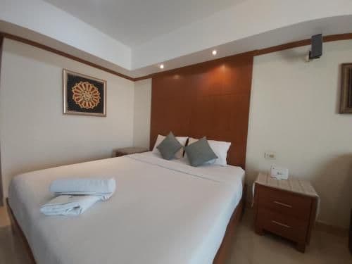 Studio Apartment with Sea View