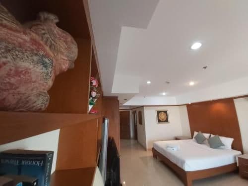 Studio Apartment with Sea View
