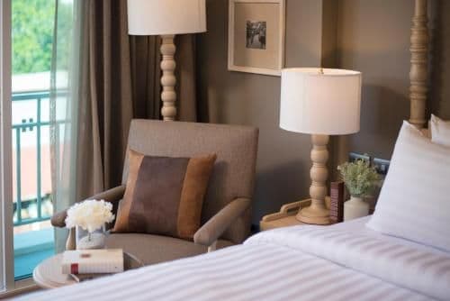 Riverside Deluxe King Room