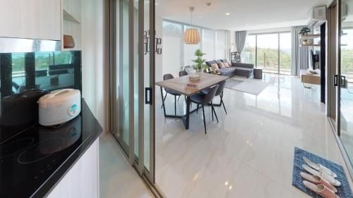 2 Bedroom Sea View and Mountain View Oceana B66 (2 Bedroom Sea View and Mountain View Oceana B66)4