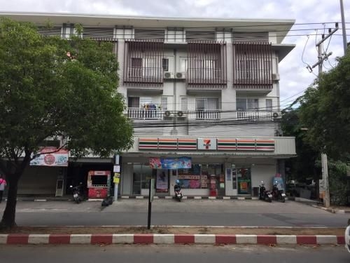 Cozy roomy condo near Big C and Payap University2