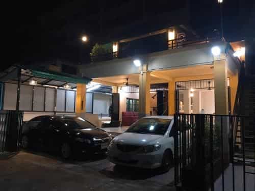 Guild House ที่พักบางแสน กิลด์เฮ้าส์ Guild House ที่พักบางแสน กิลด์เฮ้าส์