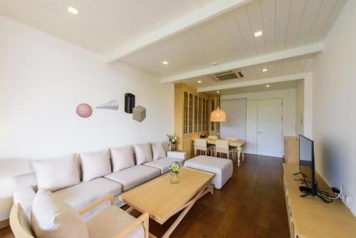 Suite with Lake View