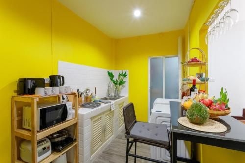 Singharaj House, Free Minibar, Chiang Mai Old Town1