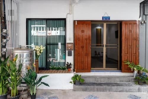 Apartment with Balcony