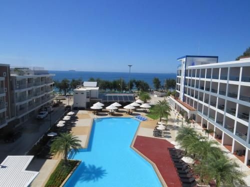 GrandBlue Condominium 5060