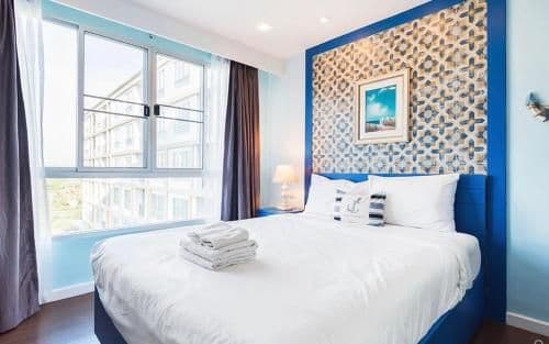 Two-Bedroom Apartment with Sea View