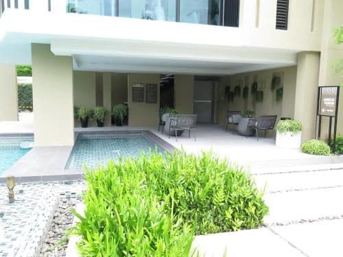 Two-Bedroom Apartment with Sea View