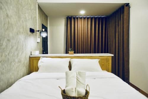 Deluxe Double Room with Balcony