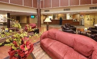 Best Western Plus Airport Plaza Hotel3