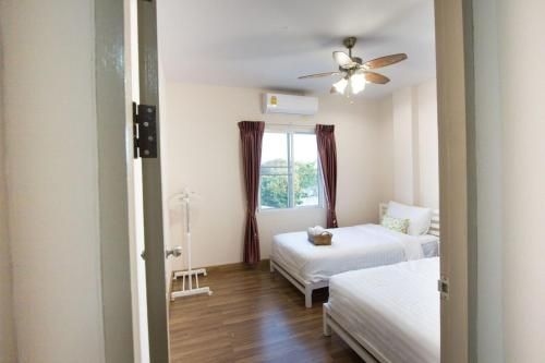 Sleep in town house2
