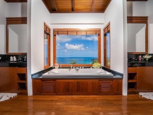 Villa with Sea View