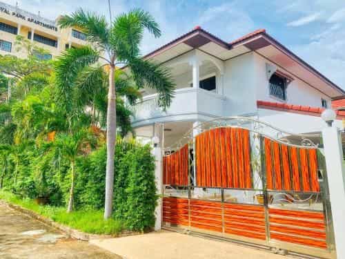 Royal Park Villas Royal Park Villas