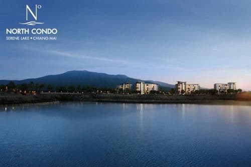 Apartment with Mountain View