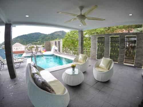Deluxe Villa in Patong Deluxe Villa in Patong