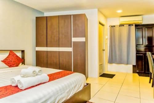 Standard King Room