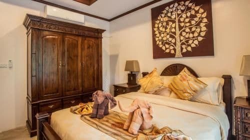 5 Bedroom Villa with Private Pool