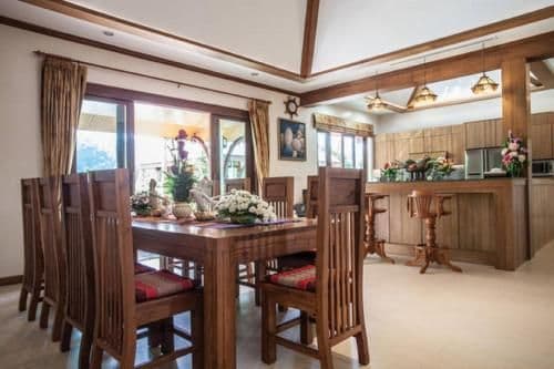 5 Bedroom Villa with Private Pool