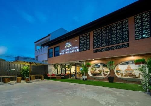 Hanuman V.I.P Hostel Hanuman V.I.P Hostel