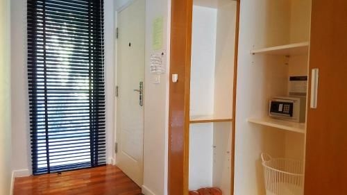 STUDIO APARTMENT IN KAMALA ICON PARK D151