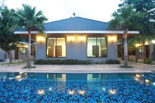 Rawica Villas Phuket0